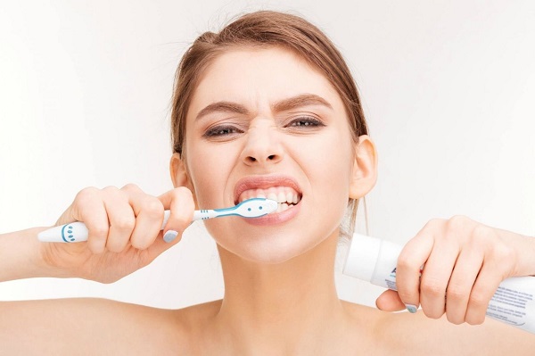 6 dấu hiệu mọc răng khôn mà ai cũng phải biết